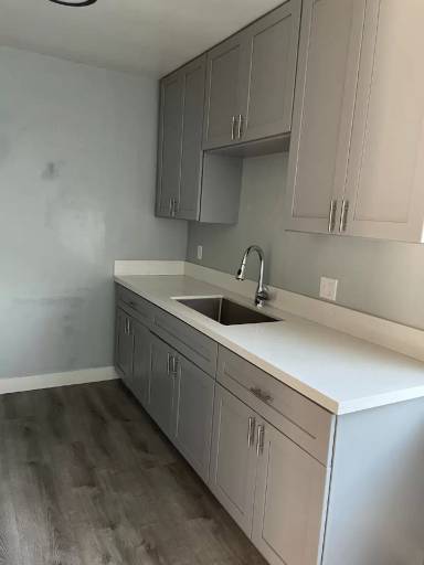 Main picture of 424 Emerald Ave