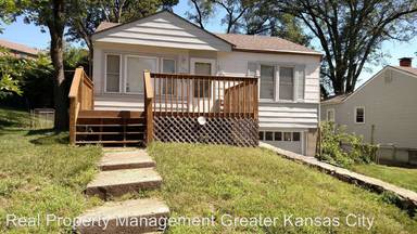 Main picture of 1312 E 83rd Ter