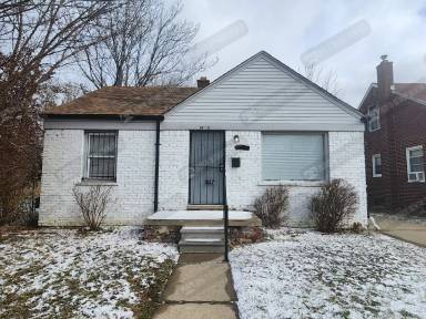 Main picture of 14890 Quincy St