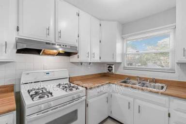 Main picture of 1145 Scott Ave