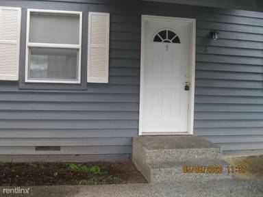 Main picture of 12428 Meridian Ave S