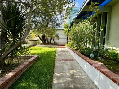 Main picture of 1626 Nelson Ave
