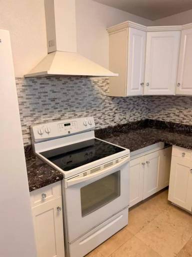 Main picture of 5102 Manduria St