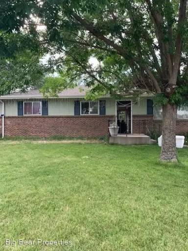 Main picture of 3919 W 4th Street Rd