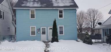 Main picture of 16 E Main St