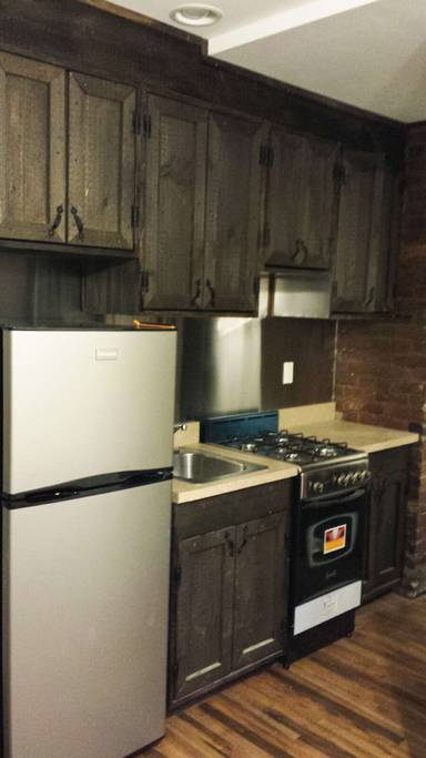 Main picture of 520 East 14th St