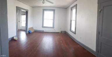 Main picture of 89 Sanford Pl