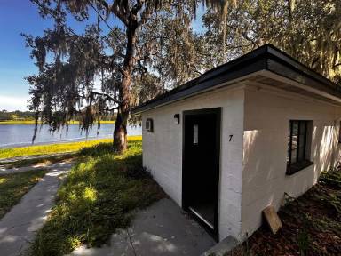 Main picture of 8105 E Colonial Dr