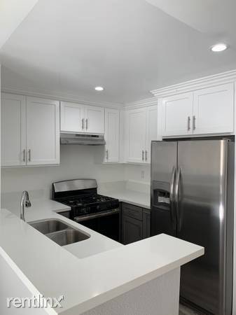 Main picture of 5325 Cartwright Ave