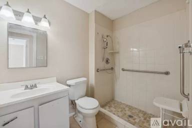 Main picture of 1400 Clamp Ave