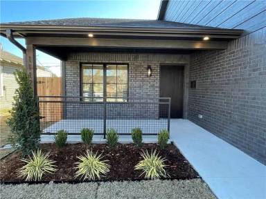 Main picture of 1112 NW 45th St