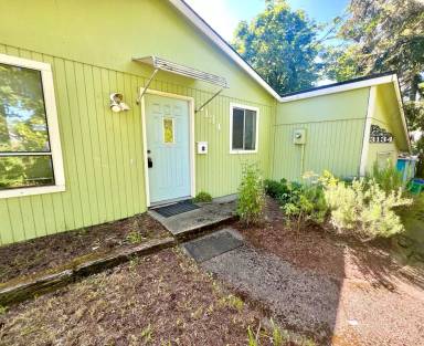 Main picture of 3134 SE 54th Ave