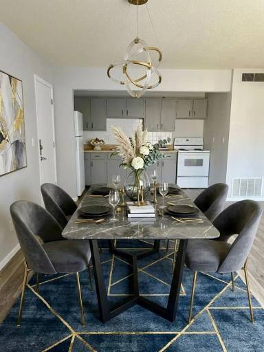 Main picture of 3216 Grand Ave