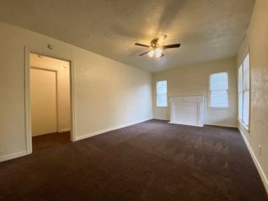 Main picture of 1320 Campbell Rd