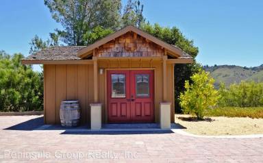 Main picture of 23730 Spectacular Bid Ln