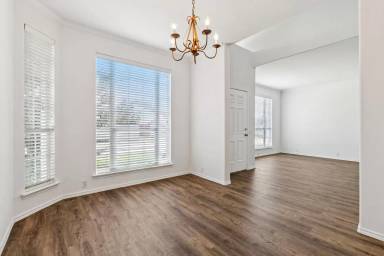 Main picture of 6439 Chester Dr