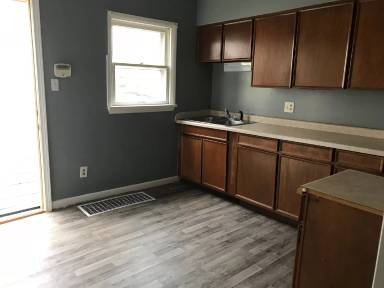 Main picture of 315 N Rosedale Ave