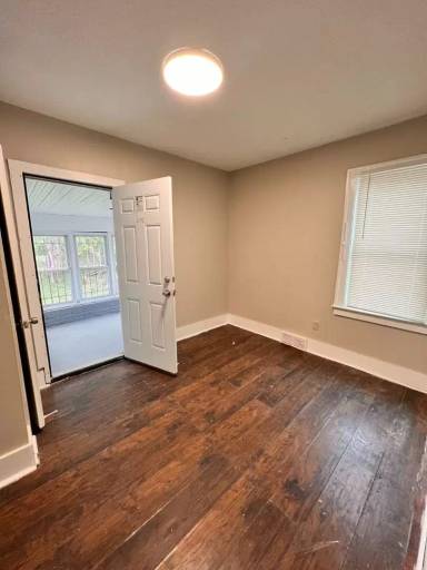 Main picture of 14617 Cedargrove St