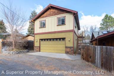 Main picture of 1029 NW 13th St