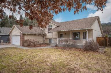 Main picture of 2702 E Thomas Hill Dr