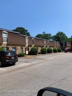 Main picture of University Cottages