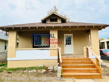Main picture of 1256 E Center St