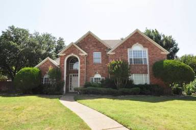 Main picture of 213 Canyon Lake Dr