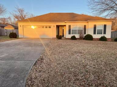 Main picture of 24 Winchester Ct