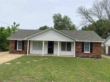 Main picture of 2256 Ashland Dr