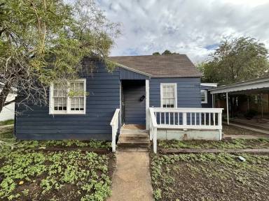Main picture of 1908 22nd St