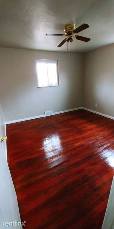 Main picture of 126 Ange Dr
