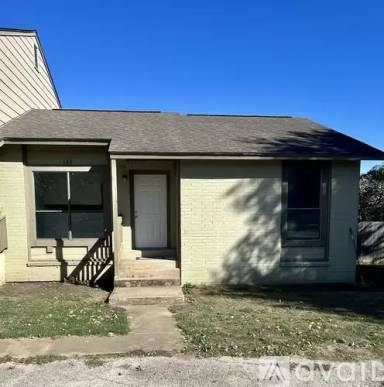 Main picture of 128 Hillside Dr