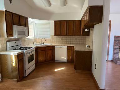 Main picture of 2252 Teakwood Way