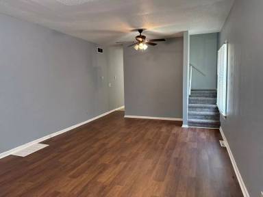 Main picture of 1604 Selinger St