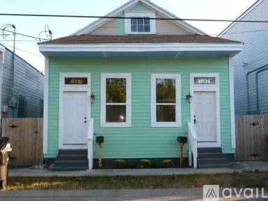 Main picture of 4634 Magnolia St