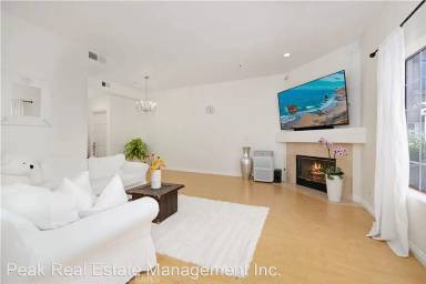 Main picture of 512 N Stoneman Ave