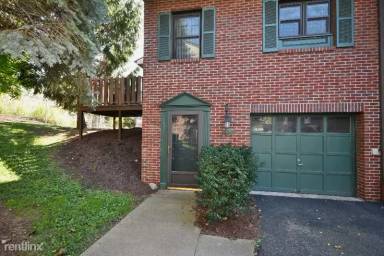 Main picture of 110 Longfellow Ct