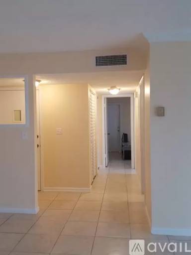 Main picture of 104 SE 10th St