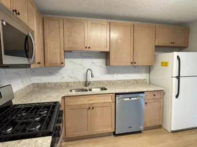 Main picture of 4009 Hawthorne Cir SE