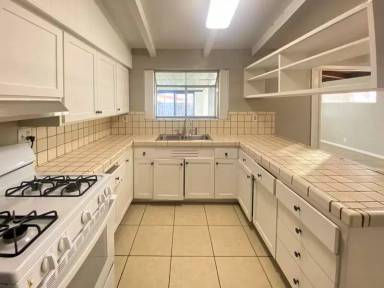 Main picture of 2080 Duval Ln