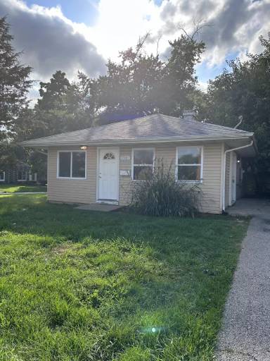 Main picture of 1706 Papoose Rd