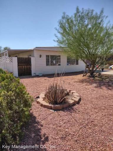 Main picture of 15634 N 17th Ave