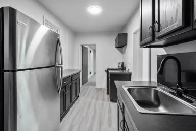 Main picture of 103 Merritt Ave