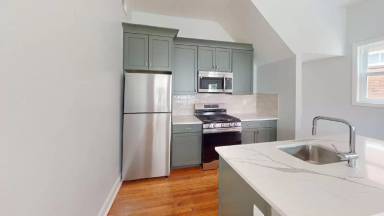 Main picture of 544 Whitney Ave