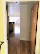 Main picture of 952 York St