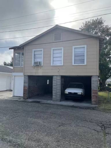 Main picture of 609 Jefferson Blvd