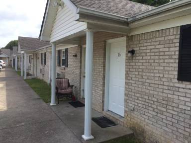 Main picture of 703 Four Mile Rd