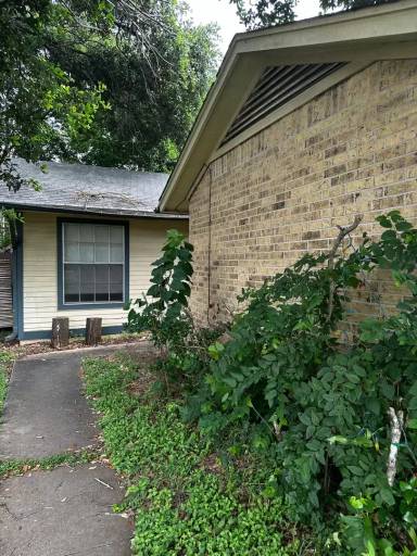 Main picture of 8000 Clydesdale Dr