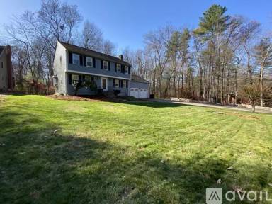 Main picture of 6 Cider Mill Rd