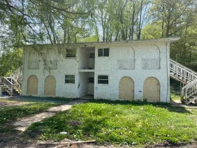 Main picture of 1105 Hidden Valley Dr